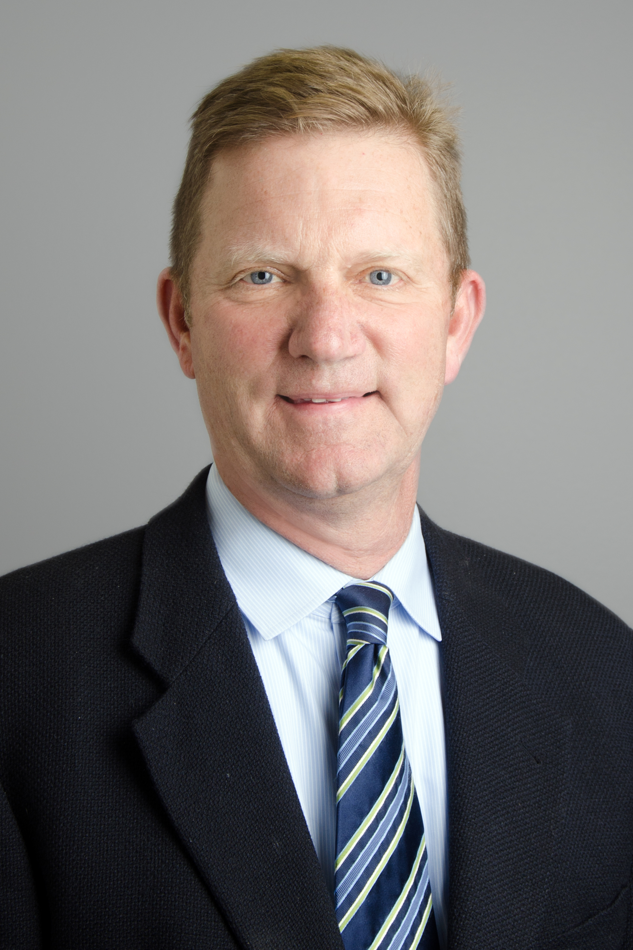Leslie J. Bisson, MD
